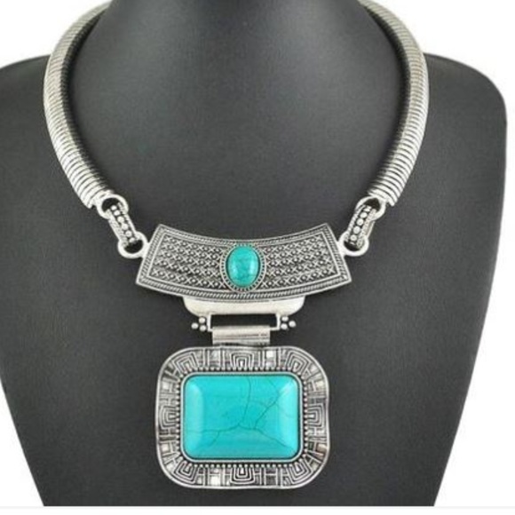 Silver Pendant Crystal Blue Turquoise Fashion Statement Necklace - Picture 7 of 8
